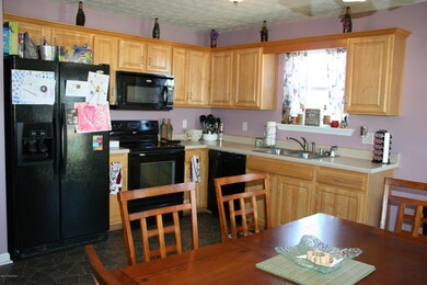 321 Misty Brooke Dr, Mount Washington, KY 40047 - photo 3