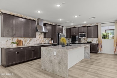 1517 E Rakestraw Ln, Gilbert, AZ 85298 - photo 2