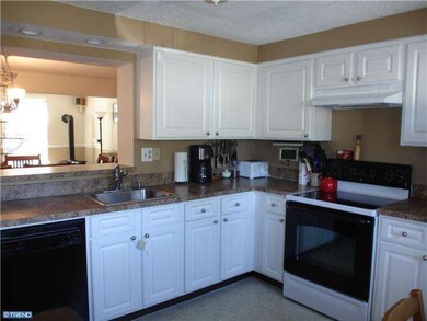 31 Dorchester Cir, Marlton, NJ 08053 - photo 3