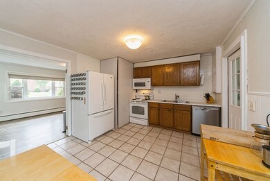 10 Janebar Cir, Framingham, MA 01701 - photo 2