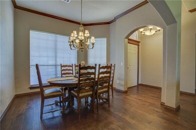 2209 NE 15th St, Moore, OK 73160 - photo 6