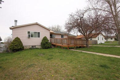 1119 Delphi Ave, Sheridan, WY 82801 - photo 2