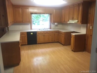 2381 S Chipley Ford Rd, Statesville, NC 28625 - photo 6