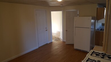 222 Cumberland Rd unit 1st Floor, Lowell, MA 01850 - photo 5