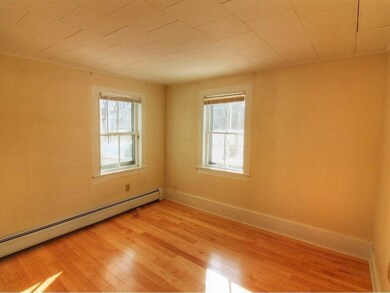 81 River St, Winooski, VT 05404 - photo 4