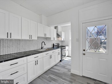 1145 N 11th St, Reading, PA 19604 - photo 7