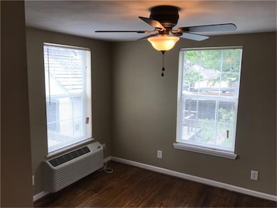 401 Joyce St unit 2, Houston, TX 77009 - photo 5