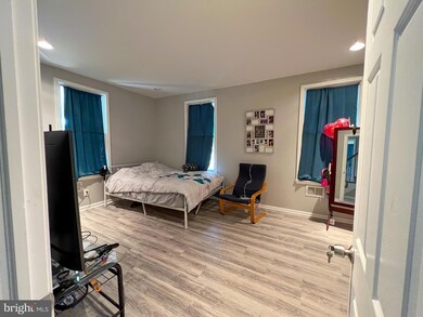 512 Cooper St, Beverly, NJ 08010 - photo 6