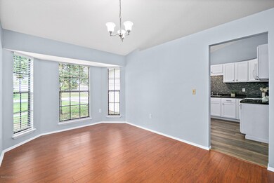 6437 Fairchild Ave., Cocoa, Fl 32937-Din