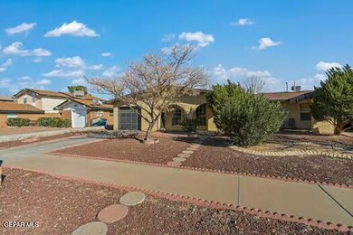 1810 Jack Nicklaus Dr, El Paso, TX 79935 - photo 3