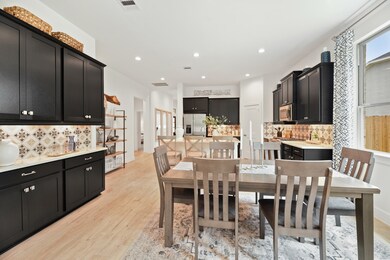 Photos are REPRESENTATIVE of the home /floor plan