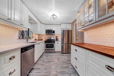 30 Winrow Dr, MerriMacK, NH 03054 - photo 6