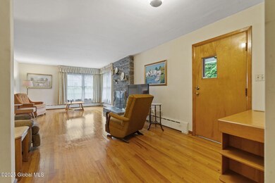 2749 Troy Schenectady Rd, Schenectady, NY 12309 - photo 7