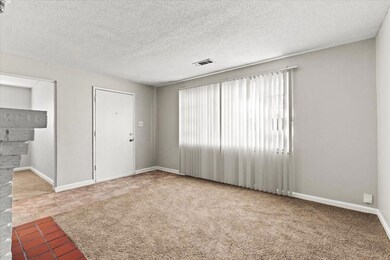 05-Great Room-6