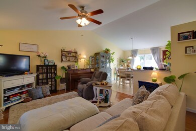 976 Ebb Tide Dr, Colonial Beach, VA 22443 - photo 4