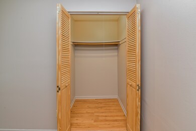 6133 W 64th Place unit 1D, Chicago, IL 60638 - photo 3