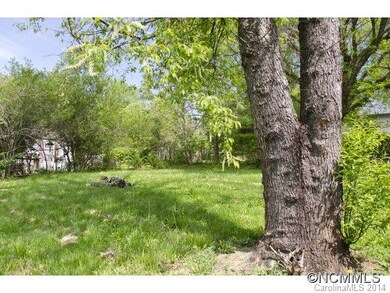 Fantastic level rear yard