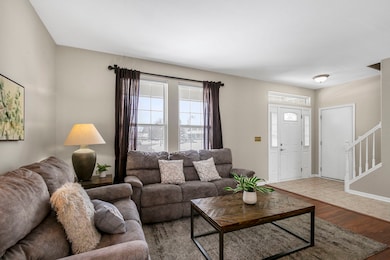 28808 Blacksmith Ct, Lakemoor, IL 60051 - photo 6