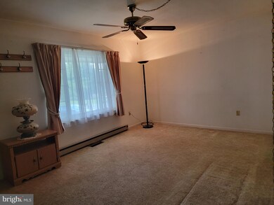 7 Barb Ln, Boyertown, PA 19512 - photo 4