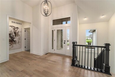 2810 NE 102nd St, Kansas City, MO 64155 - photo 5