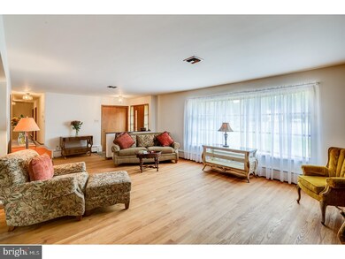 49 Oneida Ave, Moorestown, NJ 08057 - photo 4