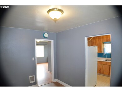 147 NE Elm St, John Day, OR 97845 - photo 7