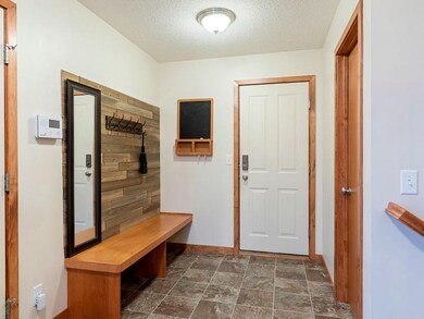 Front Entry Foyer w/walk-in closet