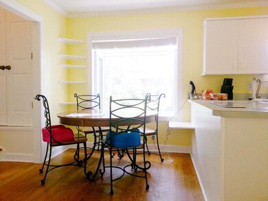 BREAKFAST NOOK