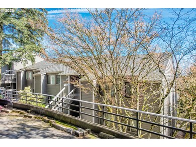 44 Eagle Crest Dr unit 24, Lake Oswego, OR 97035 - photo 2