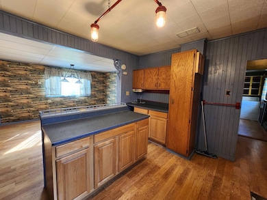 306 E Oak St, Coudersport, PA 16915 - photo 4