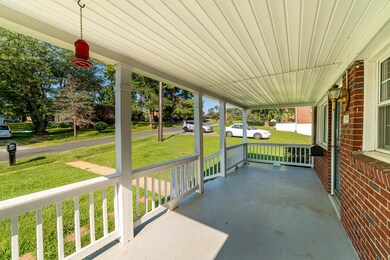 118 Cloverdale Dr, Madison Heights, VA 24572 - photo 7