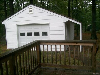 7331 Orchardhill Dr, North Chesterfield, VA 23234 - photo 2