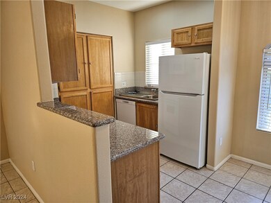 1521 Ruby Cliffs Ln unit 202, Las Vegas, NV 89144 - photo 4