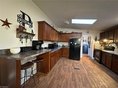 3921 N Carolina 8, Walnut Cove, NC 27052 - photo 7