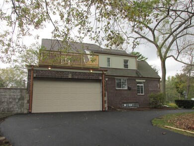 2233 Corona Rd, Waukegan, IL 60087 - photo 7