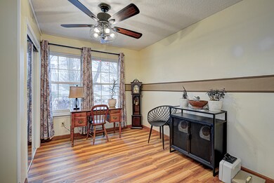 12160 Doncaster Ct, Fishers, IN 46037 - photo 4