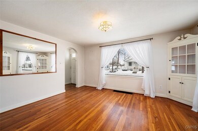 123 Roosevelt Dr, Utica, NY 13502 - photo 6