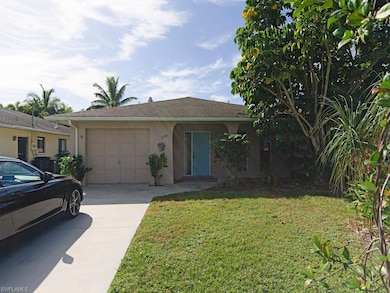 Front view 1 car garage