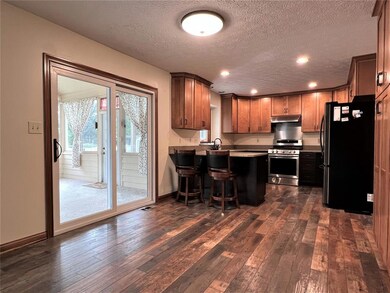 1575 Deerfield Dr, Plainfield, IN 46168 - photo 5