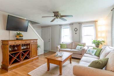 36 Riverbend Rd, Newmarket, NH 03857 - photo 3