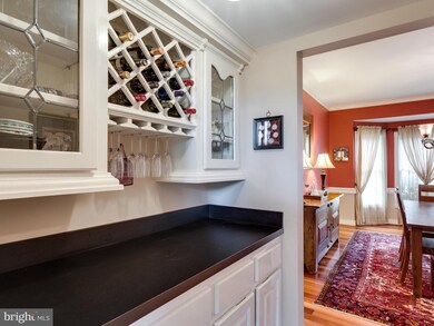 5506 Ashleigh Rd, Fairfax, VA 22030 - photo 7