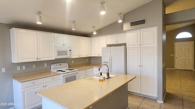 14900 W Honeysuckle Ln, Surprise, AZ 85374 - photo 2