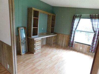 51 Kapper Dr, Winchester, NH 03470 - photo 5