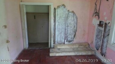 247 Walnut St, Lebanon Junction, KY 40150 - photo 3