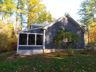 25 Pine St, Tilton, NH 03276 - photo 4