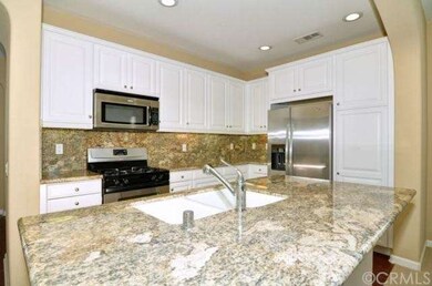 Recessed lighting, newer stainless appliances and 