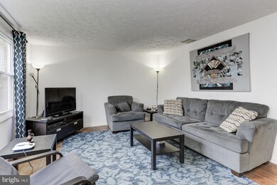 10516 Saddlebrook Ct, Laurel, MD 20723 - photo 6