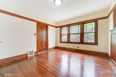 636 Myrtle St, Waukegan, IL 60085 - photo 5