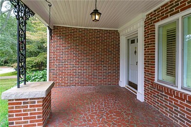 1048 Ferndale St, Stone Mountain, GA 30083 - photo 2