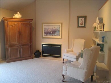 Liv/Rm w/Fireplace